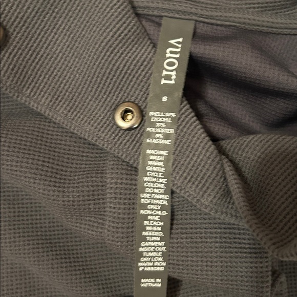 Vuori waffle knit cropped hoodie - Picture 4 of 5